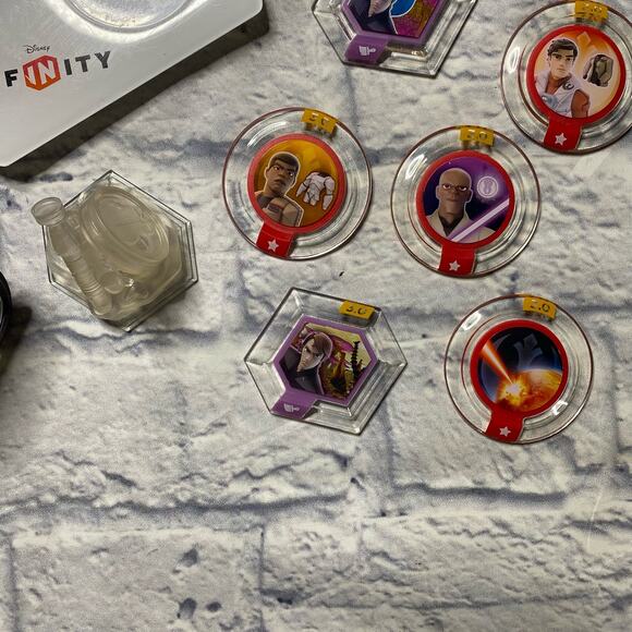 15 Piece Disney Infiniti Star Wars Bundle - Picture 3 of 5